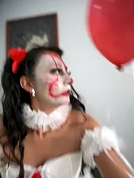 BELLA--26 online show from October 2025 04:14:01 PM