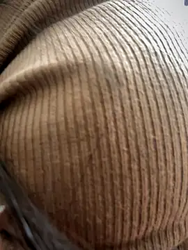 BELLA--26 online show from October 2025 02:27:02 PM