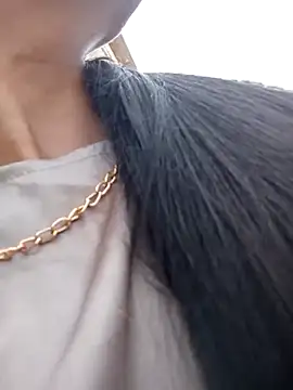 BELLA--26 online show from March 2025 02:45:02 PM