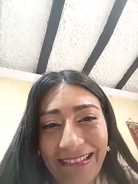 BELLA--26 online show from March 2025 05:37:01 PM