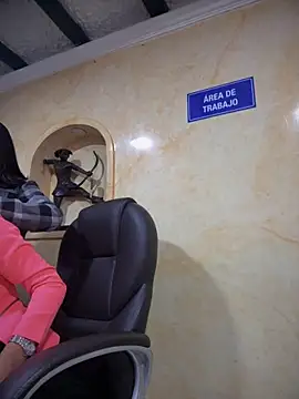 BELLA--26 online show from September 2025 01:31:02 PM