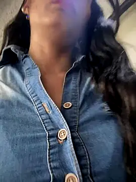 BELLA--26 online show from September 2025 01:43:01 PM