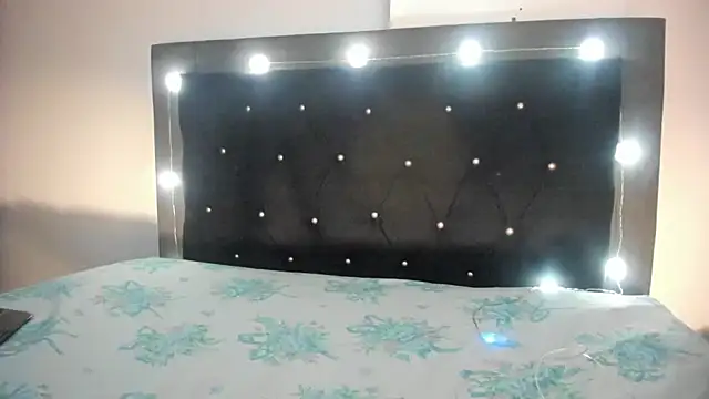 violetadumsper online show from April 2026 03:41:01 AM