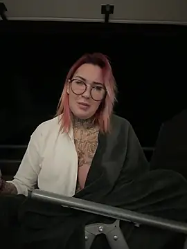 Mia-Fuchs online show from February 2025 04:55:01 AM