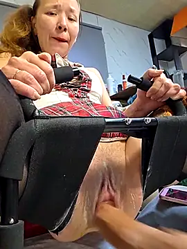 zasmin3 online show from October 2025 12:00:02 AM