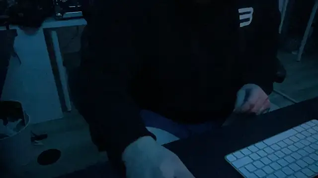 ozmit online show from January 2025 06:09:01 AM