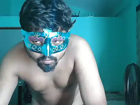Snapshot of Desi_Heat chatting on May 2026 05:00:02 PM Desi Heat online show from May 2026 05:00:02 PM