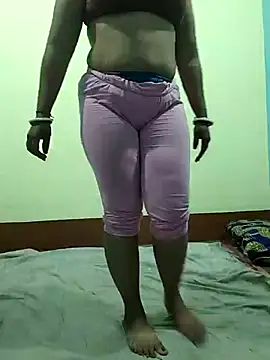 Snapshot of _MilkyBar chatting on November 2025 04:40:01 PM MilkyBar online show from November 2025 04:40:01 PM