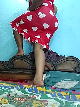 Snapshot of _MilkyBar chatting on September 2025 05:49:01 PM MilkyBar online show from September 2025 05:49:01 PM