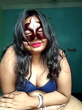 Snapshot of _MilkyBar chatting on March 2025 10:00:02 AM MilkyBar online show from March 2025 10:00:02 AM