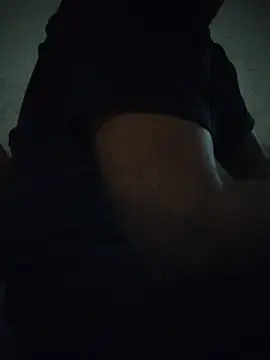 MAGNETICDADDY8 online show from September 2025 08:32:01 PM