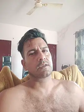 MAGNETICDADDY8 online show from September 2025 10:11:01 AM