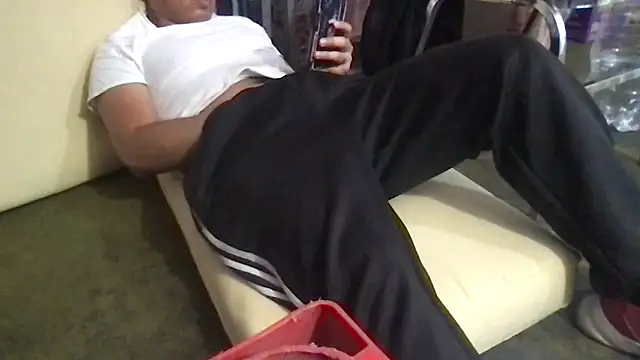 RODRI POLLADURA online show from March 2026 11:38:01 PM