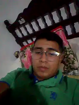 Snapshot of RODRI_POLLADURA chatting on February 2025 01:33:01 AM RODRI POLLADURA online show from February 2025 01:33:01 AM