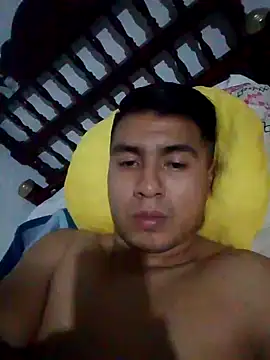 Snapshot of RODRI_POLLADURA chatting on January 2025 04:48:01 AM RODRI POLLADURA online show from January 2025 04:48:01 AM