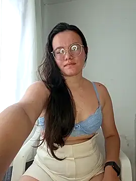 camillebr online show from March 2026 05:05:01 PM