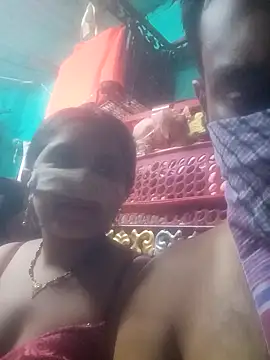 YourHotRandi online show from March 2026 06:39:01 PM