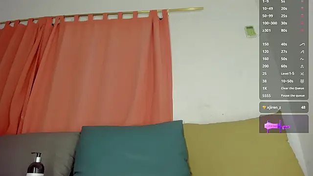 Snapshot of maison_sofia1 chatting on January 2025 08:29:02 AM maison sofia1 online show from January 2025 08:29:02 AM