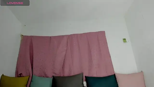 Snapshot of maison_sofia1 chatting on September 2025 04:35:02 AM maison sofia1 online show from September 2025 04:35:02 AM
