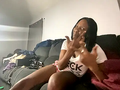 Yoshibaby2670 online show from December 2025 09:10:01 AM