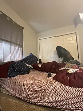 Yoshibaby2670 online show from February 2025 08:25:02 PM