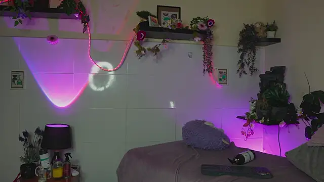 bri cullen online show from April 2026 01:12:02 AM