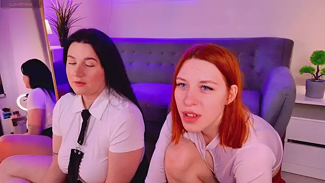 Mikka Blush online show from November 2025 11:38:02 PM