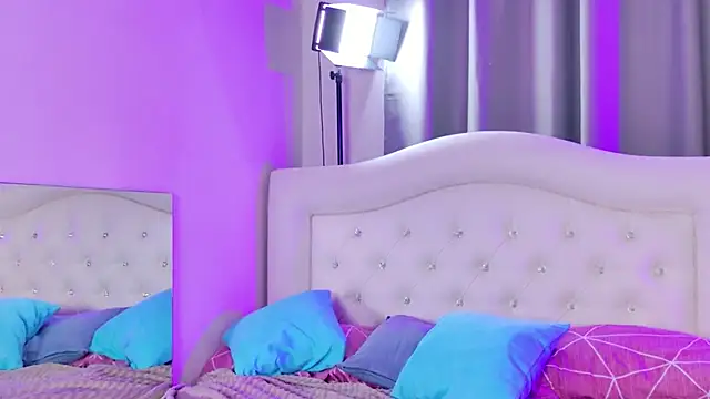 Mikka Blush online show from November 2025 09:08:01 PM