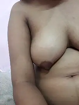 Snapshot of KIRAANVV chatting on January 2025 11:27:02 PM KIRAANVV online show from January 2025 11:27:02 PM