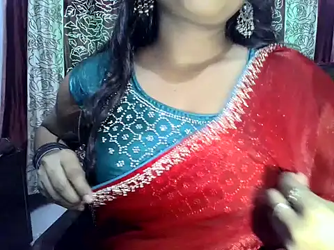 Snapshot of SIYA_MAVI chatting on July 2026 02:52:02 AM SIYA MAVI online show from July 2026 02:52:02 AM