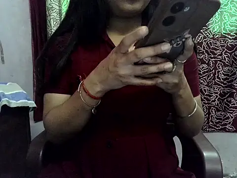 SIYA MAVI online show from February 2026 04:51:02 AM