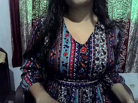 Snapshot of SIYA_MAVI chatting on November 2025 04:06:01 AM SIYA MAVI online show from November 2025 04:06:01 AM