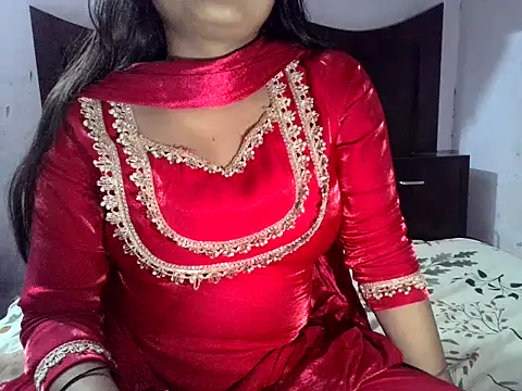 Snapshot of SIYA_MAVI chatting on July 2026 11:11:02 AM SIYA MAVI online show from July 2026 11:11:02 AM