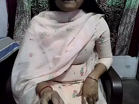 SIYA MAVI online show from April 2026 07:37:02 AM