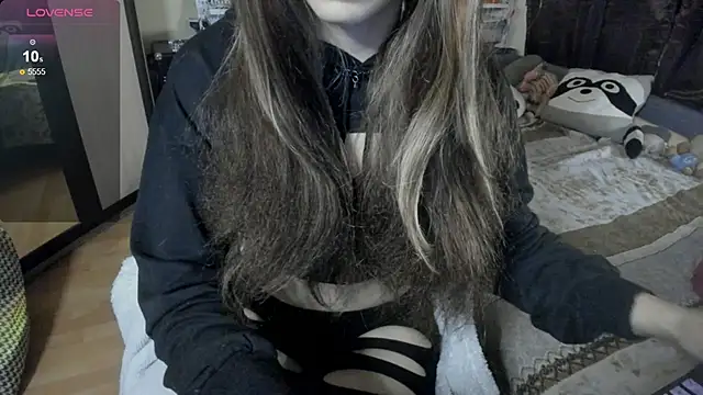 Snapshot of alexiamaleax chatting on September 2025 11:32:02 PM alexiamaleax online show from September 2025 11:32:02 PM