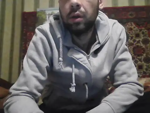 AlferezzSolvajo online show from October 2025 05:28:02 AM