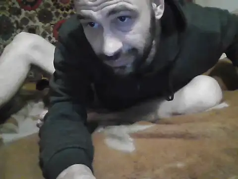 AlferezzSolvajo online show from November 2025 10:58:02 PM