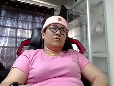 Snapshot of Astrid_Rx chatting on January 2025 04:56:02 PM Astrid Rx online show from January 2025 04:56:02 PM