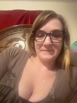 Snapshot of Kitty_DaCocks chatting on October 2025 12:23:02 AM Kitty DaCocks online show from October 2025 12:23:02 AM