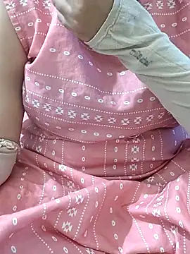 mallupriyapriya online show from November 2025 06:06:01 AM