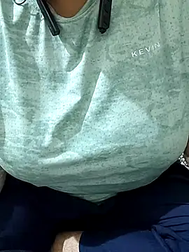 mallupriyapriya online show from April 2026 04:57:02 PM