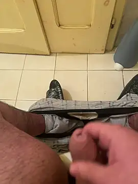 Snapshot of Franco2144 chatting on January 2025 09:36:02 PM Franco2144 online show from January 2025 09:36:02 PM