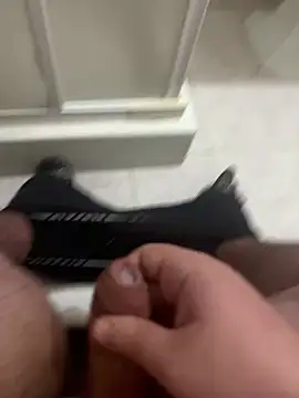 Snapshot of Franco2144 chatting on January 2025 02:22:02 AM Franco2144 online show from January 2025 02:22:02 AM