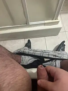 Snapshot of Franco2144 chatting on March 2025 07:47:02 PM Franco2144 online show from March 2025 07:47:02 PM