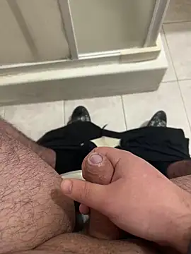 Snapshot of Franco2144 chatting on January 2025 05:16:01 AM Franco2144 online show from January 2025 05:16:01 AM