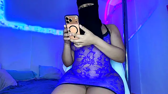 Amira bayby online show from March 2026 06:57:01 PM