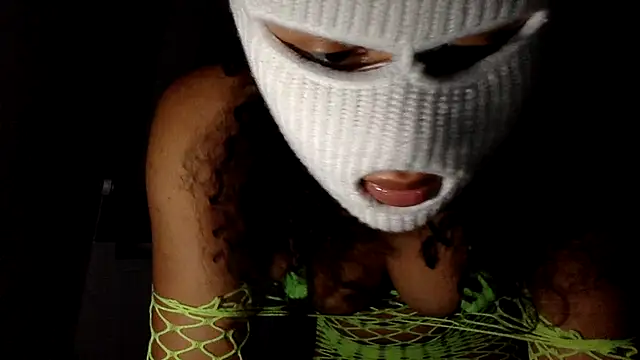 Snapshot of Amira_bayby chatting on January 2025 04:29:02 PM Amira bayby online show from January 2025 04:29:02 PM