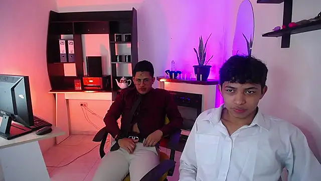 twinkmilk  online show from February 2025 11:50:02 AM