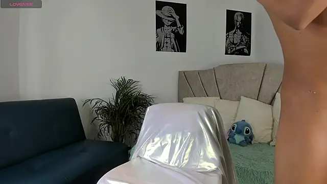 twinkmilk  online show from October 2025 08:20:02 PM