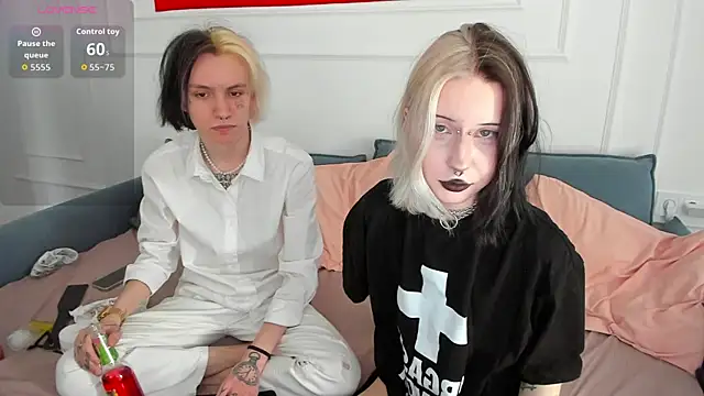 VeryRare TwinS online show from May 2026 04:39:02 AM